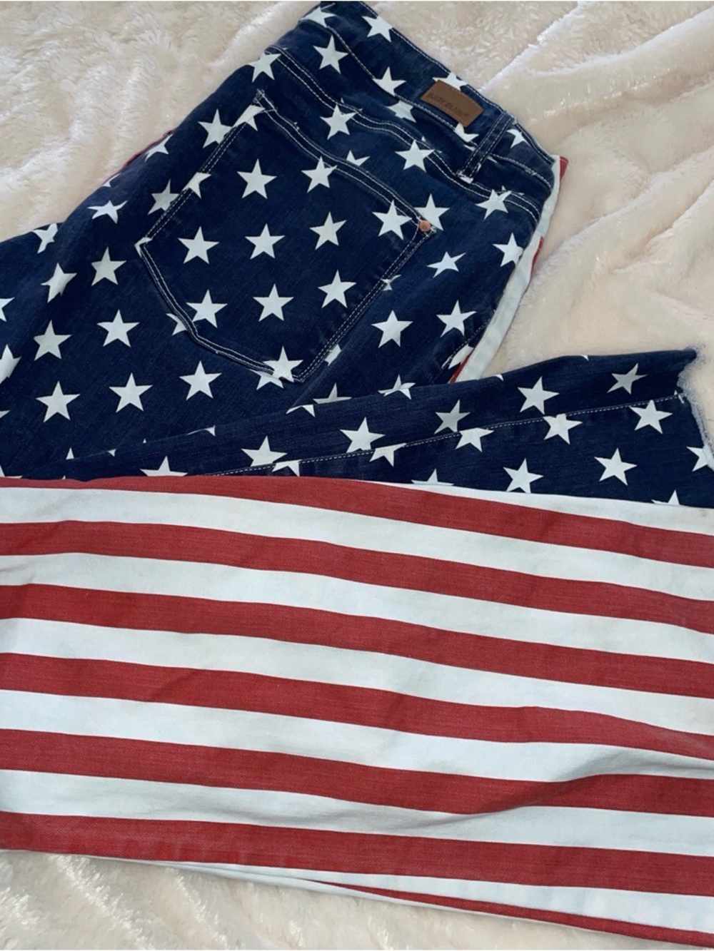JUDY BLUE Sz.24W Stripes/Stars Patriotic Flare Jeans - Picture 4 of 8